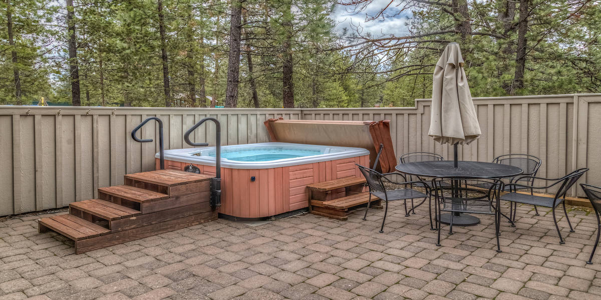 Best Hot Tub Steps – The Ultimate Guide